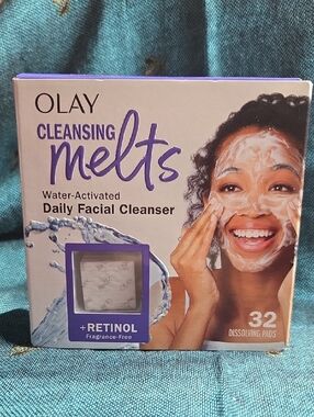 OLAY Cleansing Melts Daily Facial Cleanser - Purple and White Packaging